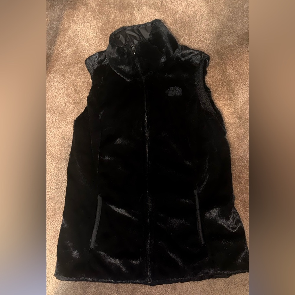 Reversible The North Face women’s Black Fleece Vest